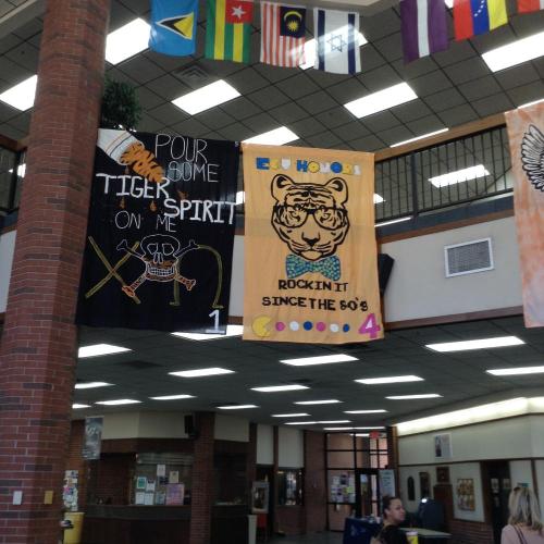 Homecoming Chalk Art and Banners