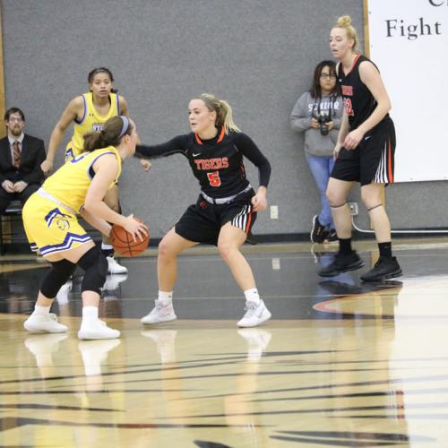 Women's Basketball vs Southeastern