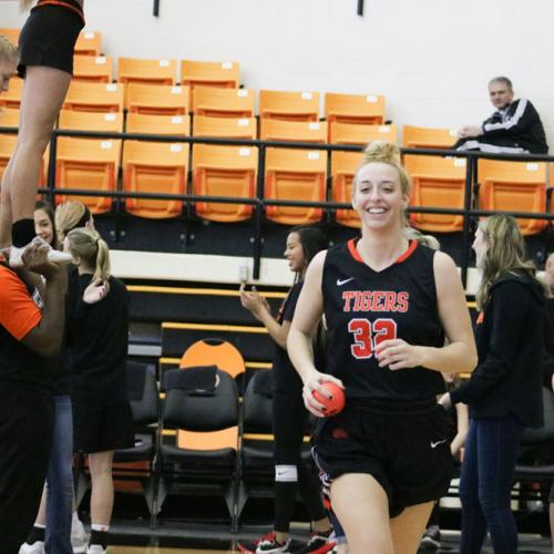 Women's Basketball vs Southeastern