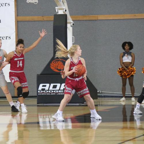 WBB vs. HSU Senior Day