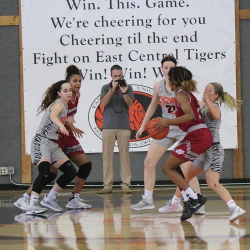 WBB vs. HSU Senior Day