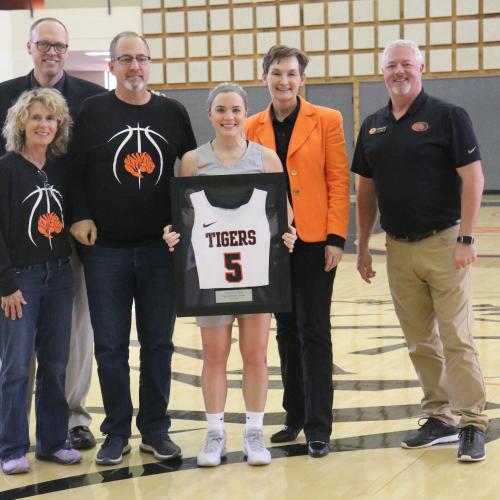 WBB vs. HSU Senior Day