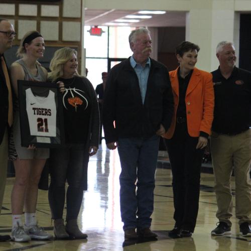 WBB vs. HSU Senior Day