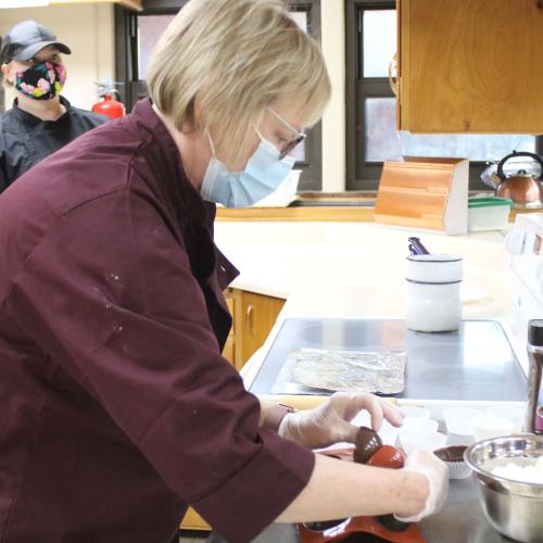 First-Gen Students Hot Chocolate Bombs Make and Take