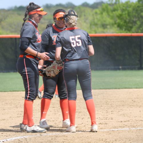 Softball vs Henderson State (Double Header) (4.17.21)