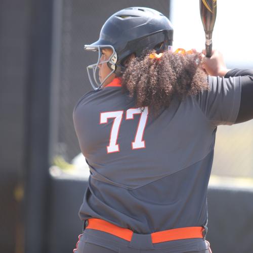 Softball vs. SWOSU