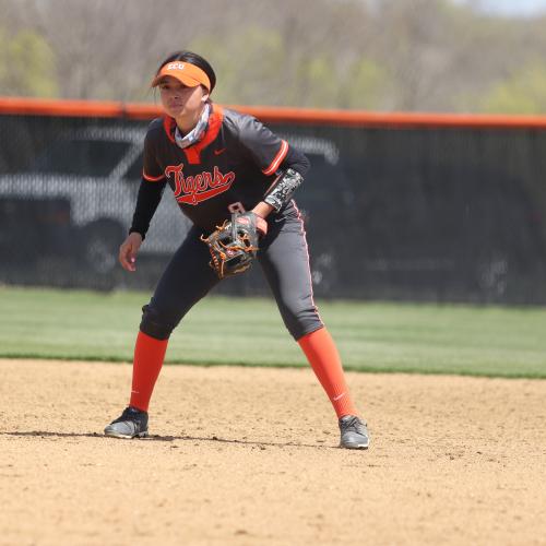 Softball vs. SWOSU