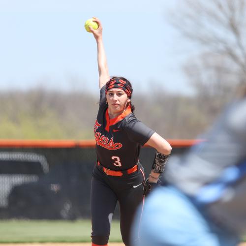 Softball vs. SWOSU