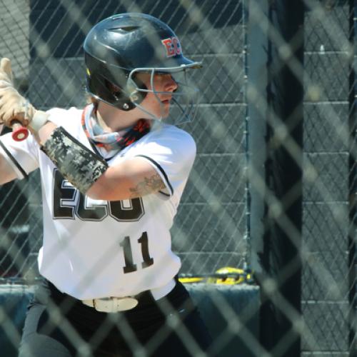 Softball vs. SWOSU