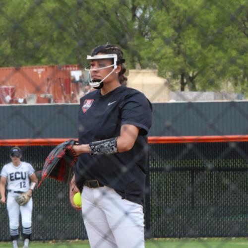 Softball vs Southeastern